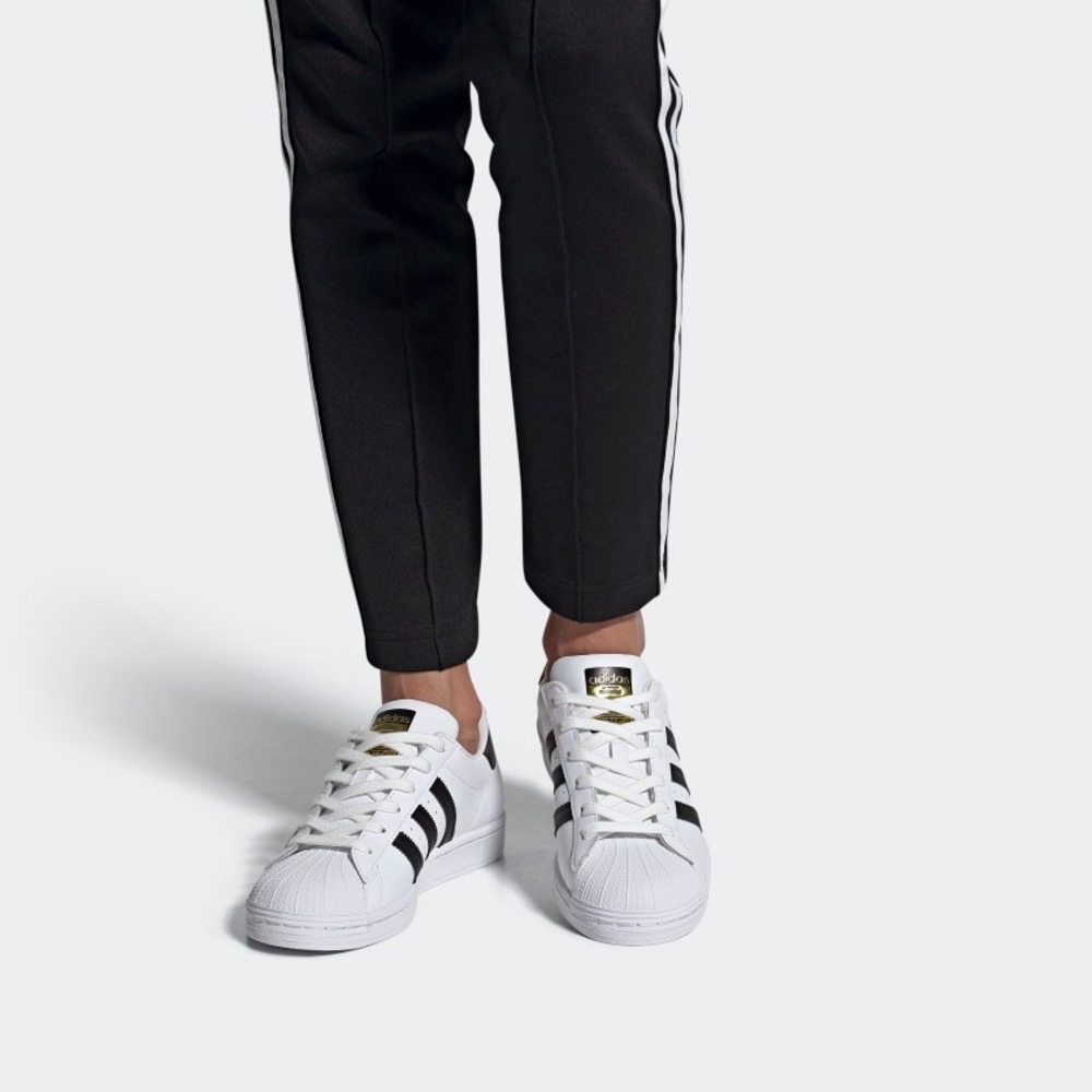 Black & White Adidas Sneakers (superstar)